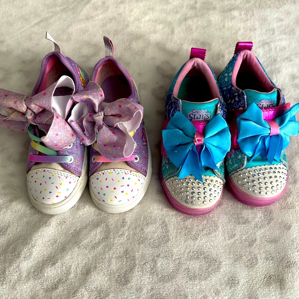 Girls cute sneakers! 🦄